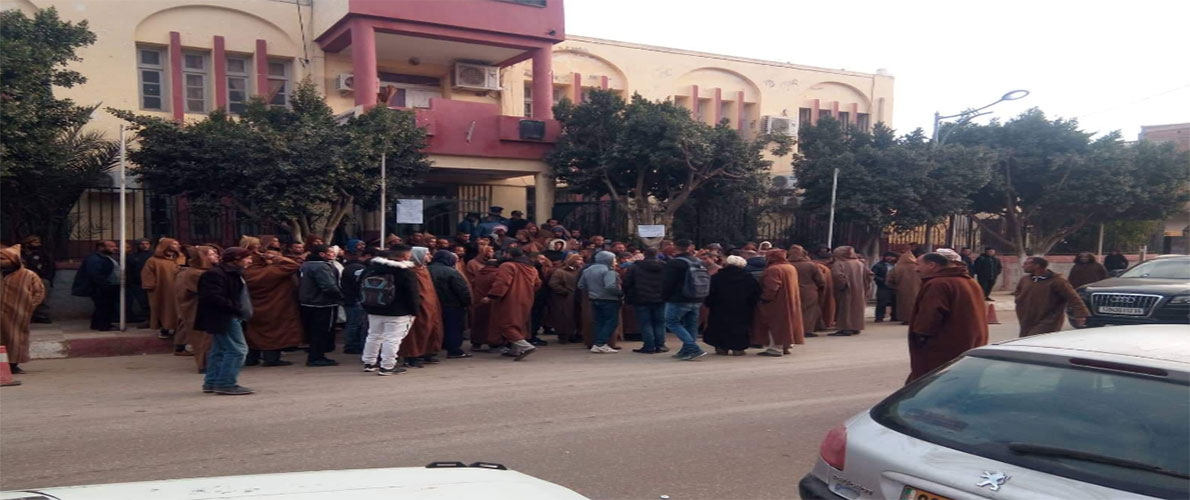 توسع رقعة الاحتجاج على الإعانة المالية في بلديات الشلف