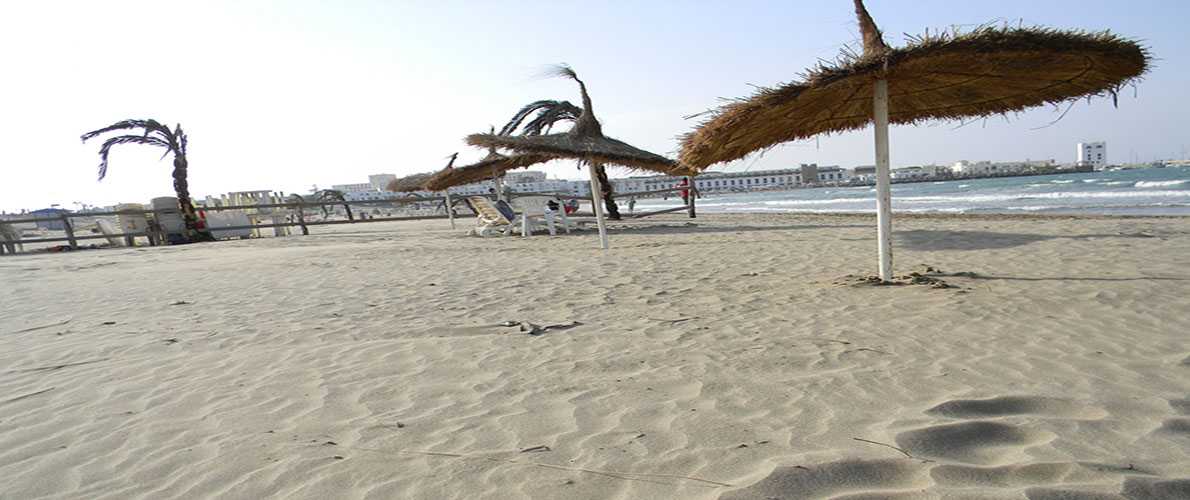 إعادة فتح شاطئي سيدي فرج 