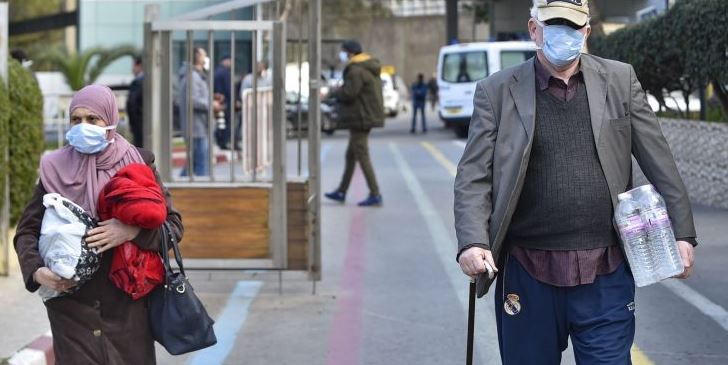 أكبر مسن يشفى من كورونا بالجزائر