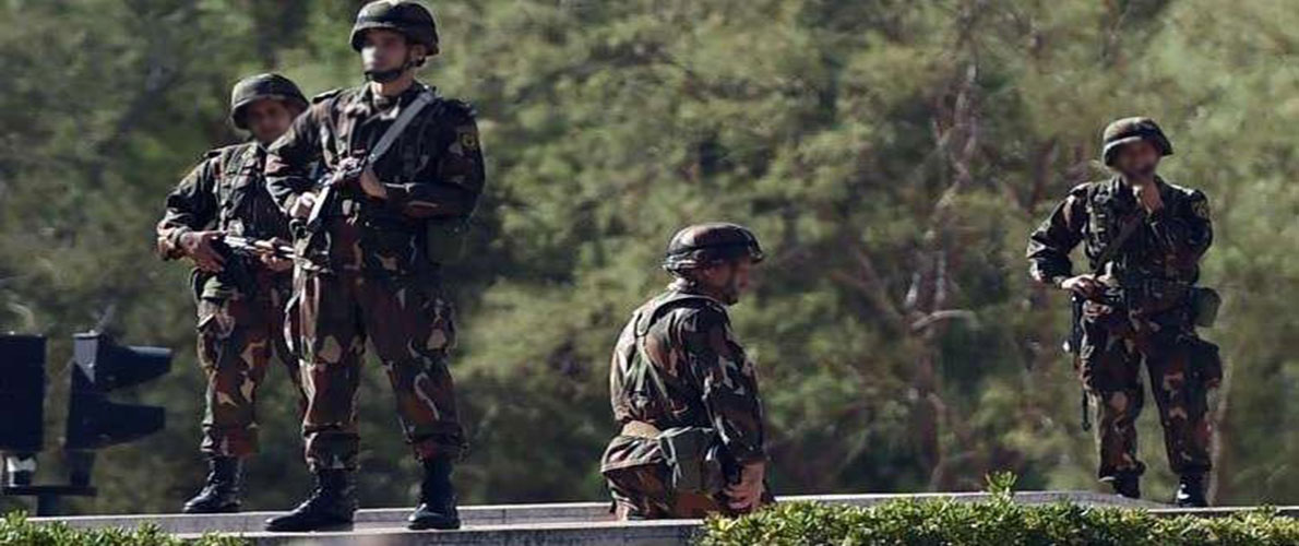 تدمير 12 مخبأ للجماعات الإرهابية بباتنة 