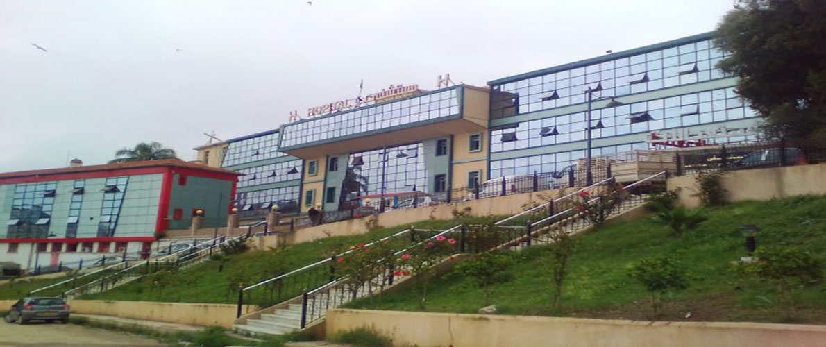 سكيكدة: مجمع 