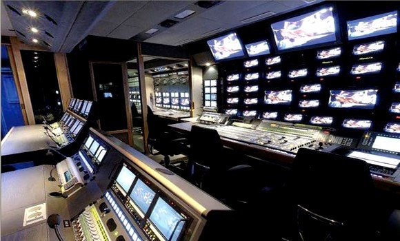 سلطة الضبط تحدد أطر مناقشة مسودة الدستور في القنوات التلفزيونية