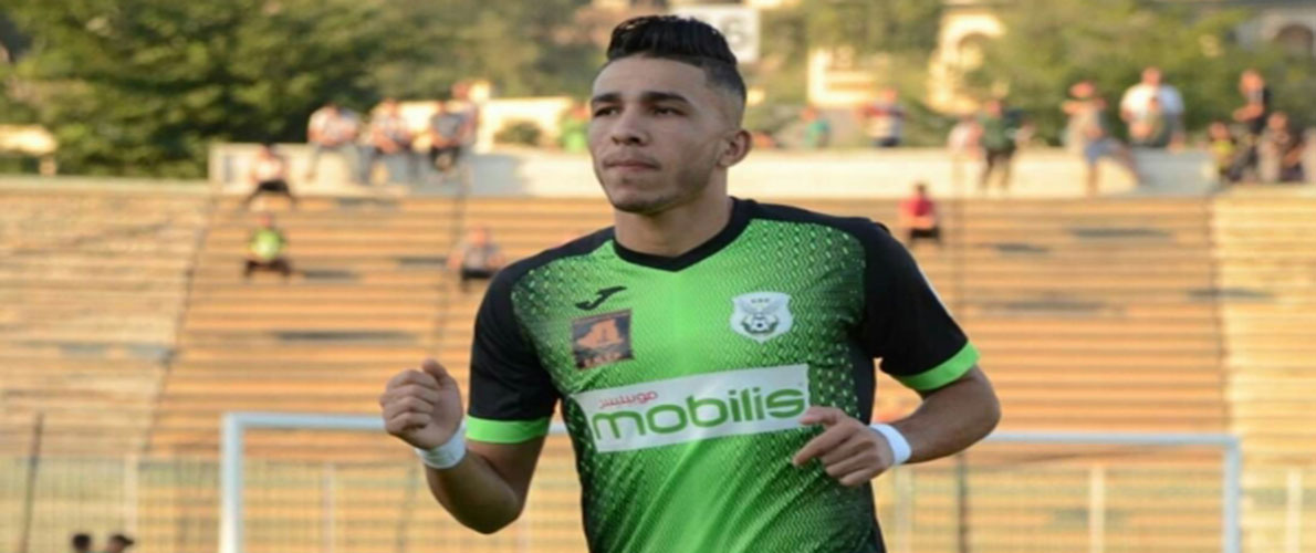 شباب قسنطينة: المدافع صالحي يجدد عقده