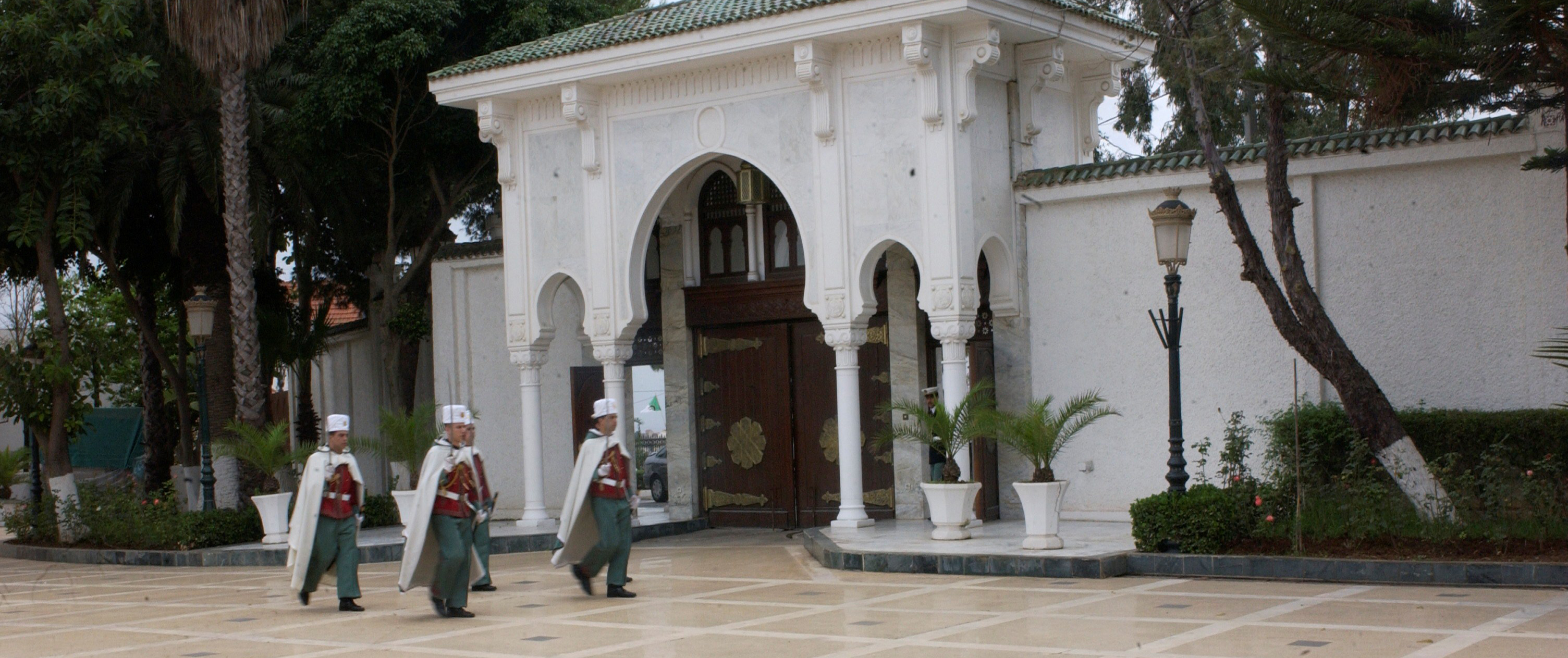 بلقاسم لعريبي مديرا عاما للأمن والحماية الرئاسيين