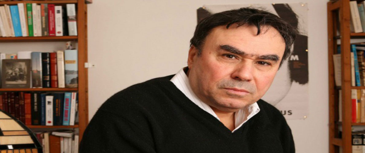 رسميا .. ماكرون يكلف ستورا بـ