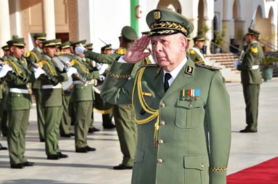 اللواء شنقريحة في زيارة إلى روسيا