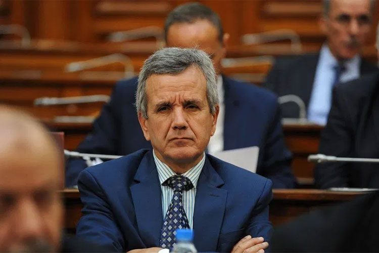 وزير الصحة يستبعد رفع التجميد عن مشاريع قطاعه 