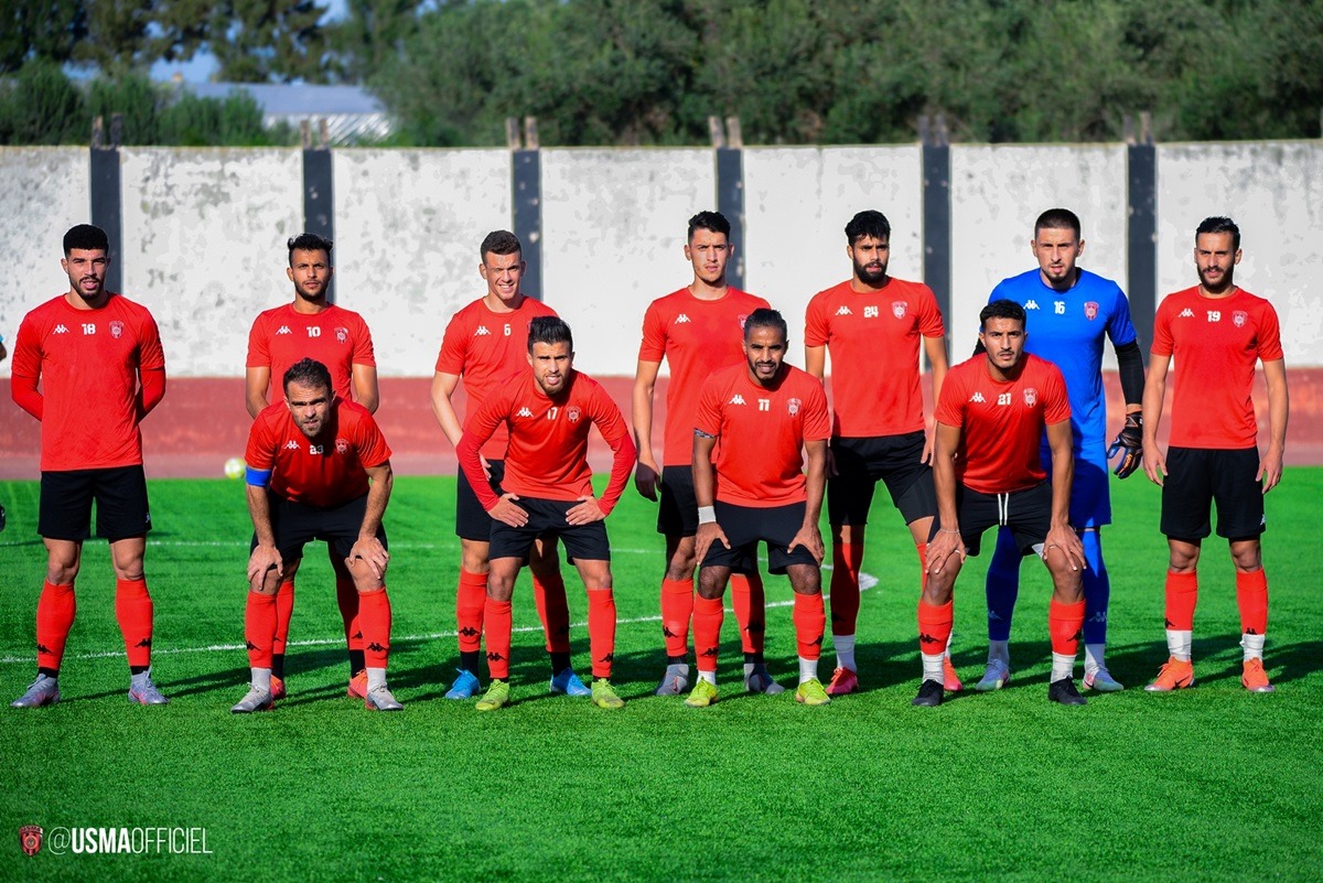 الاتحاد والوفاق في قمة المحترف الأول 