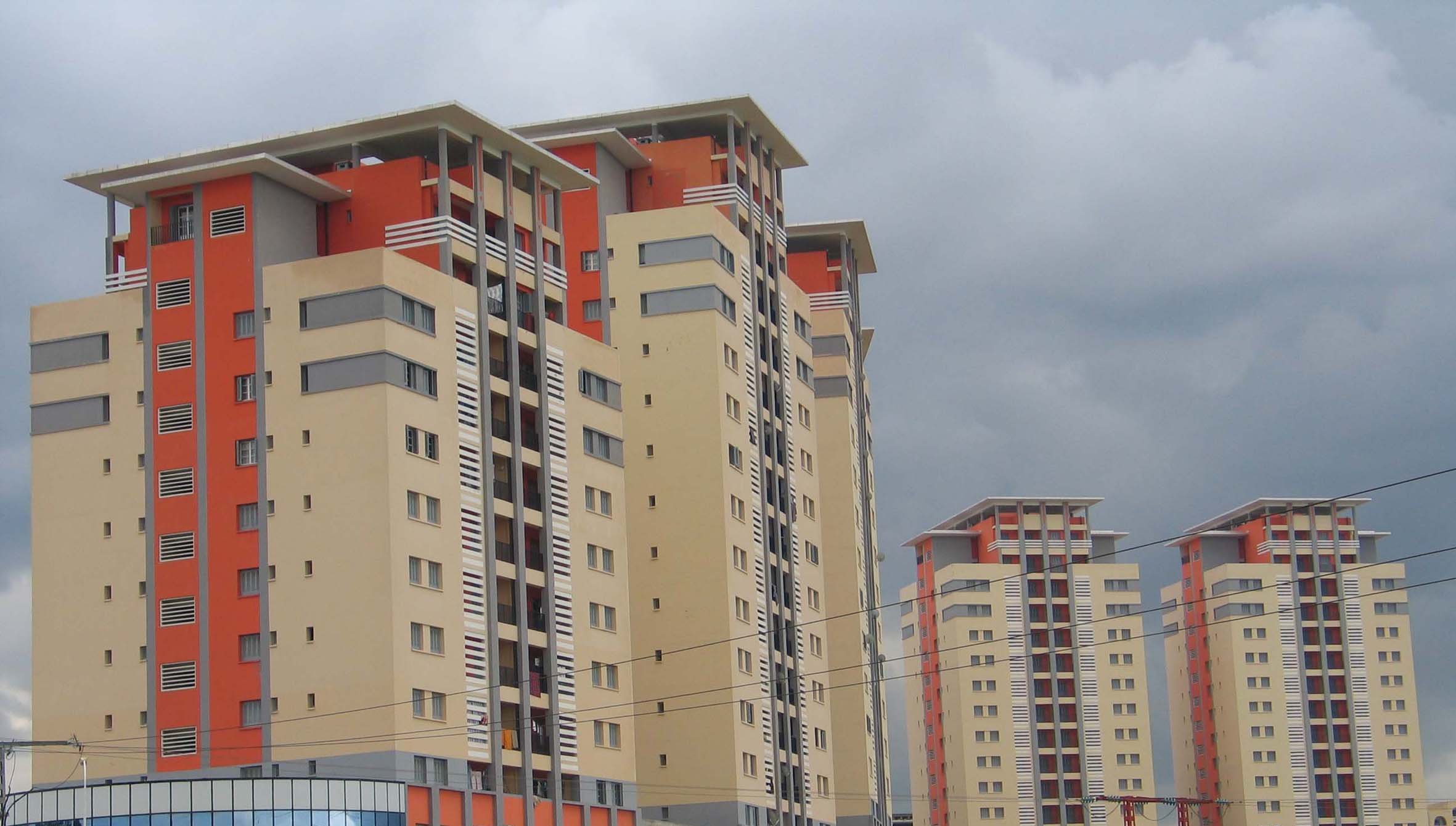 عدل: استكمال 77.435 وحدة سكنية بولاية الجزائر