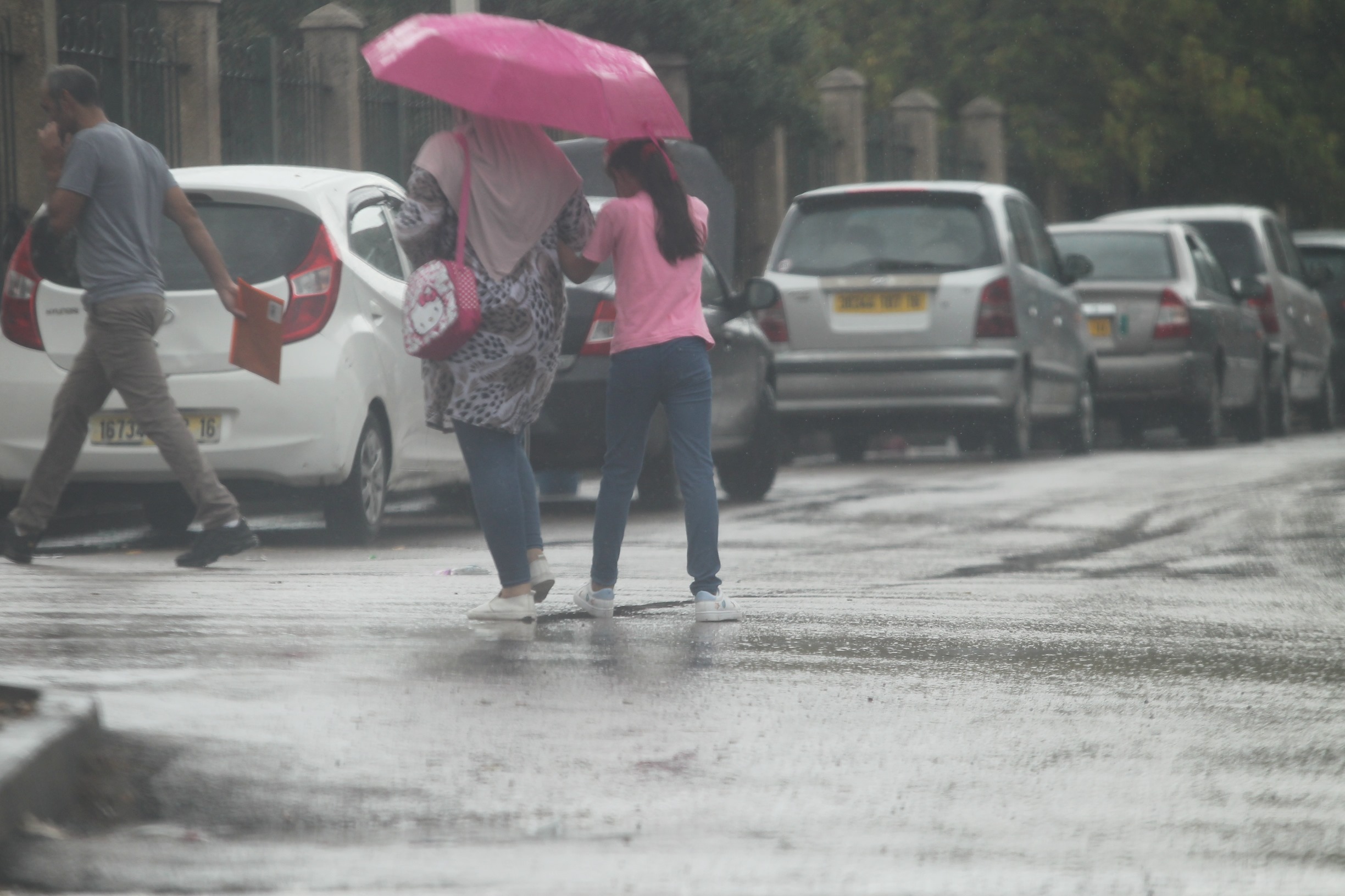 أمطار غزيرة على 14 ولاية