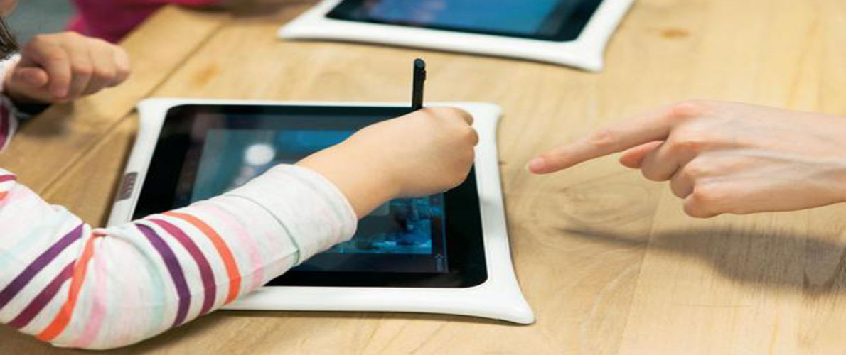 مشروع لتعميم اللوحة الإلكترونية في المدارس